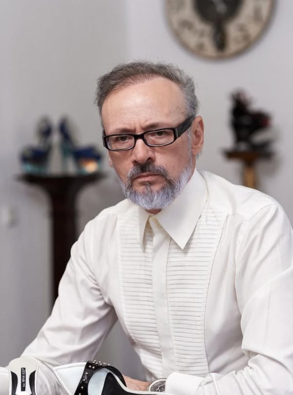 Mihai Albu se însoară cu Elena Nechifor! Primele declarații făcute de designer: ”Va fi adevărata doamna Albu!”Cum arată viitoarea lui soție