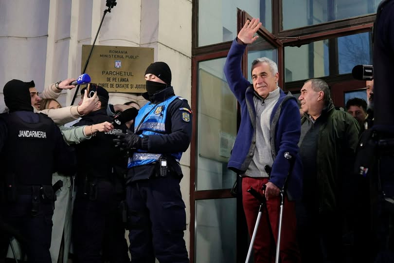 Călin Georgescu a fost eliberat. Câte ore a stat la audieri și ce este obligat să facă, la cererea Poliției