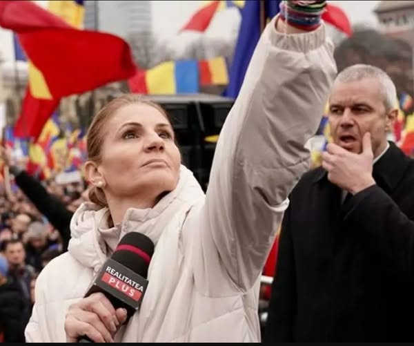 Prezentatoarea de la Realitatea tuna si fulgera. Scandal urias intre Realitatea si Romania TV!