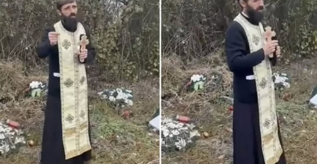 El este preotul care îndeamnă oamenii sa nu mai dea banii pe coroane la înmormântare! Ce le spune să facă  “La înmormântare când veniți, nu veniți fiecare cu coroane, bănuții respectivi puneți-i..”.