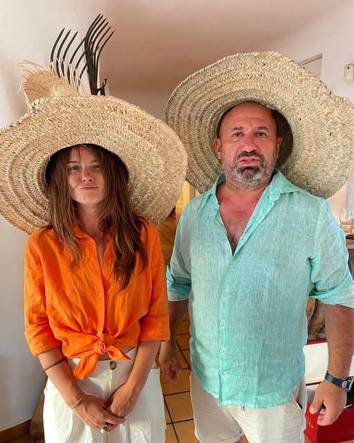 Ce se întâmplă, de fapt, în relația Doinei Teodoru cu Cătălin Scărlătescu?! Primele reacții după ce s-a vehiculat că s-au despărțit: „Nu știi când vii, nu știi când pleci”