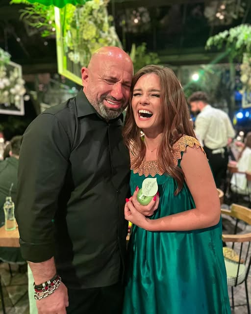 Ce se întâmplă, de fapt, în relația Doinei Teodoru cu Cătălin Scărlătescu?! S-a tot vehiculat că s-au despărțit, iar bucătarul și actrița au venit cu primele reacții: