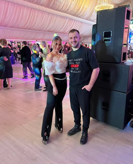 Oana Radu este insarcinata ?! Fanii au intrat imediat la bănuieli după ce au văzut-o în rochie de mireasă: ”Sarcină ușoară!”