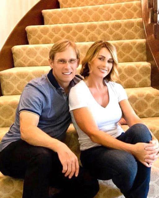 Nadia Comăneci și Bart Conner au ținut să se afle de la ei. S-a întâmplat acum, după 25 de ani de căsnicie