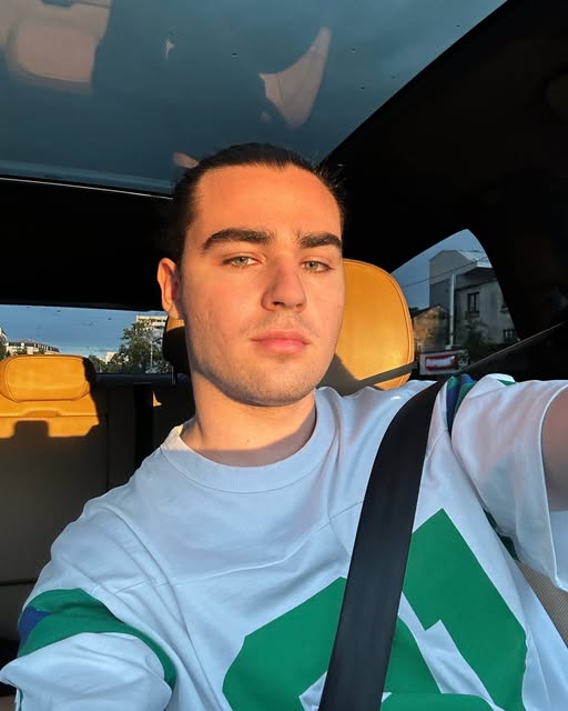 Radu Ștefan Bănică a vorbit deschis despre motivele pentru care, la început, a ales să nu expună relația sa cu Ioana Văllimărescu în spațiul public.