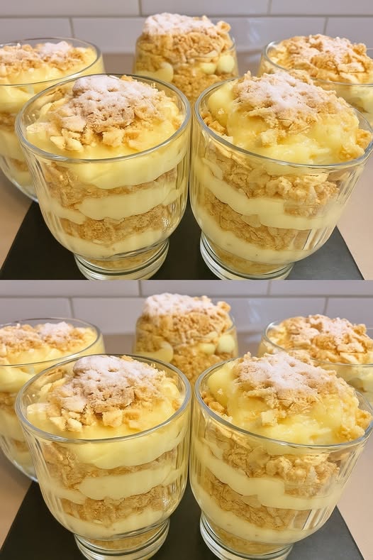 Desert „Napoleon” la pahar – Când am poftă de ceva dulce, dar nu am chef de stat în bucătărie, aleg mereu acest deliciu rapid!