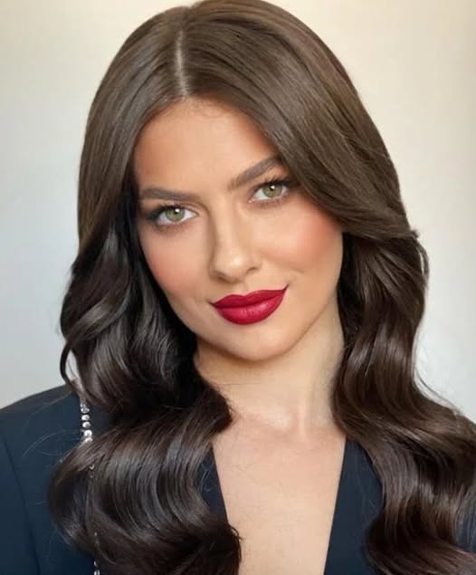 Lidia Buble și Horațiu Nicolau, un cuplu discret, dar solid: „Îmi place doar nemachiată!”.Vezi in comentarii