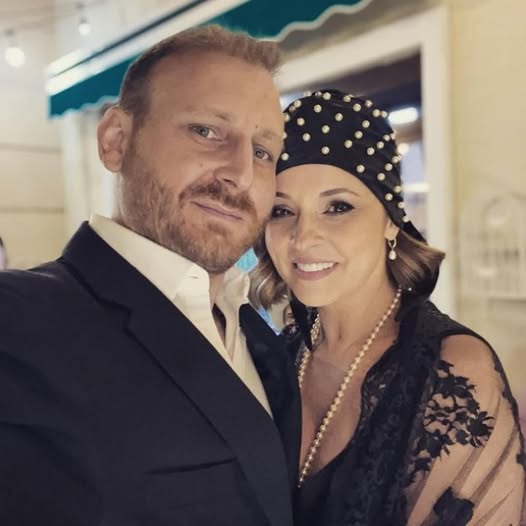 Andreea Marin confirmă despărțirea de Adrian Brâncoveanu după o relație de șapte ani Vezi in comentarii