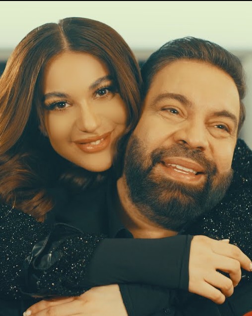 Betty Salam, mesaj tranșant după divorț: „Am ales să mă regăsesc. Nu mai vreau să fiu o versiune tristă a mea”.Vezi in comentarii