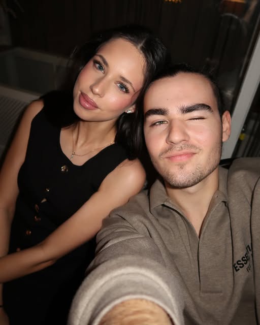 Violeta, fiica Andreei Marin – imagini emoționante din copilărie și o reușită academică remarcabilă.vezi in comentarii
