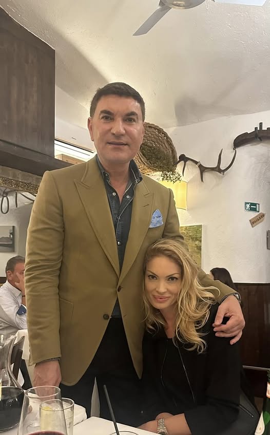 Cristi Borcea spune stop la 10: „Ne oprim aici, e timpul să ne trăim viața”.vezi in comentarii