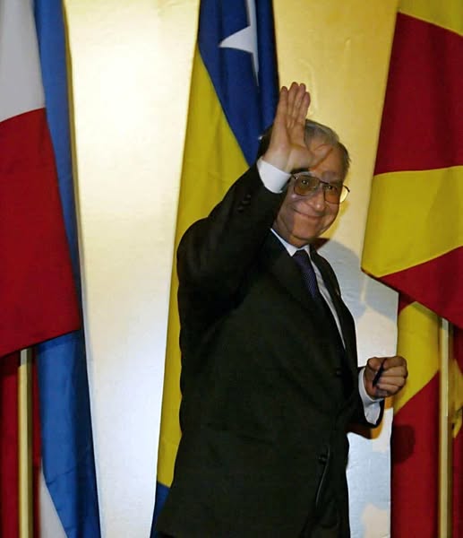 Ion Iliescu a încetat din viață la 95 de ani. Ce avere lasă în urmă fostul președinte .vezi in comentarii