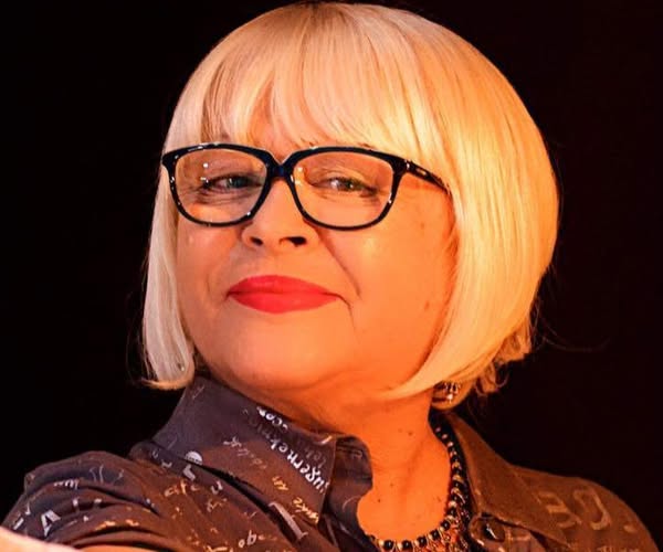 Mirabela Dauer, criticată de public. Moment tensionat la un concert, iar acum se confruntă cu un val de jigniri.vezi in comentarii