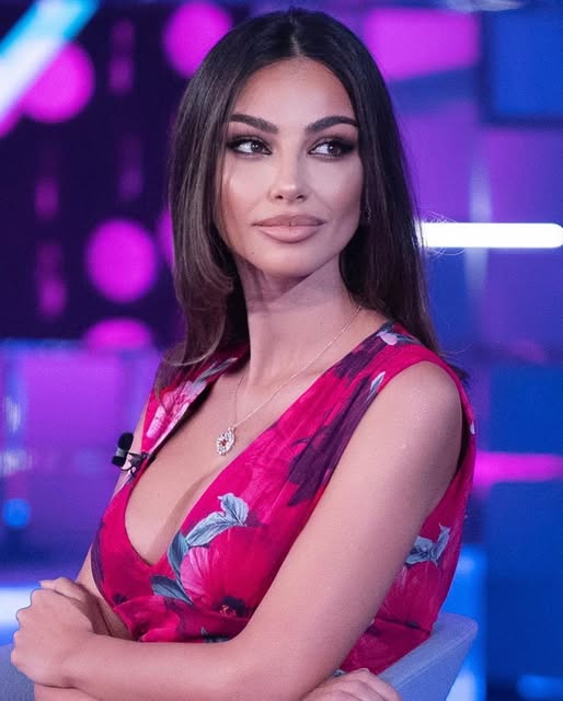 Mădălina Ghenea a vorbit deschis despre provocările legate de sănătate și despre finalul unei relații importante.vezi in comentarii