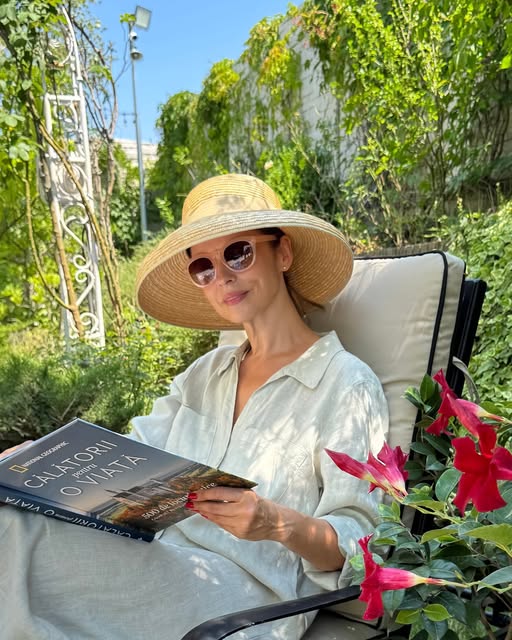 Andreea Marin, între bucurie și încercări: despărțirea de partener și problemele de sănătate. Vedeta pleacă în SUA să fie alături de fiica sa