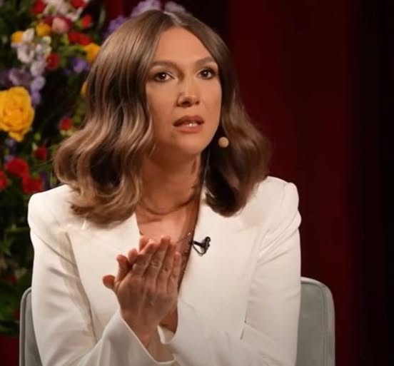 Adela Popescu și Radu Vâlcan – o poveste de iubire sinceră, fără artificii.vezi in comentarii