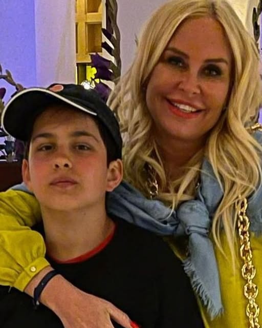 Edan, fiul Vicăi Blochina și al lui Victor Pițurcă, a împlinit 18 ani. Vica: „Totul meu”.vezi in comentarii