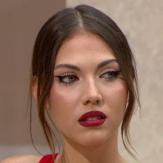 Lucia, în centrul discuțiilor din „Casa iubirii”. Ce spun ceilalți concurenți despre atitudinea ei.vezi in comentarii