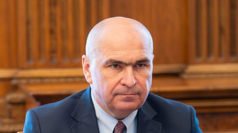 Ilie Bolojan: „Multe primării vor fi nevoite să reducă personalul. Banii trebuie direcționați spre investiții, nu salarii”.vezi in comentarii