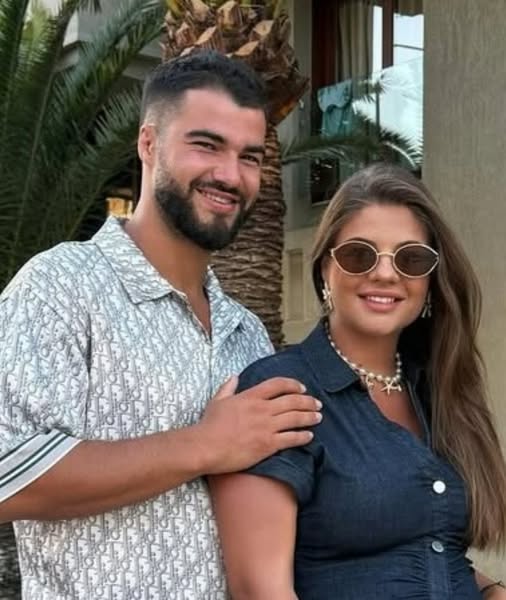 Iancu Sterp și Denisa Coțolan, bucuroși să revină acasă: mașina de teren a fost complet recondiționată.vezi in comentarii