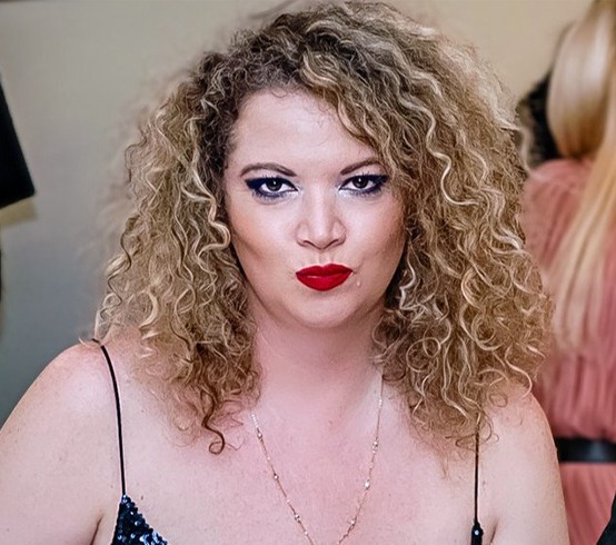 Soția lui Viorel Lis, din nou în impas. Oana Lis a cerut sprijinul fanilor în mediul online.vezi in comentarii