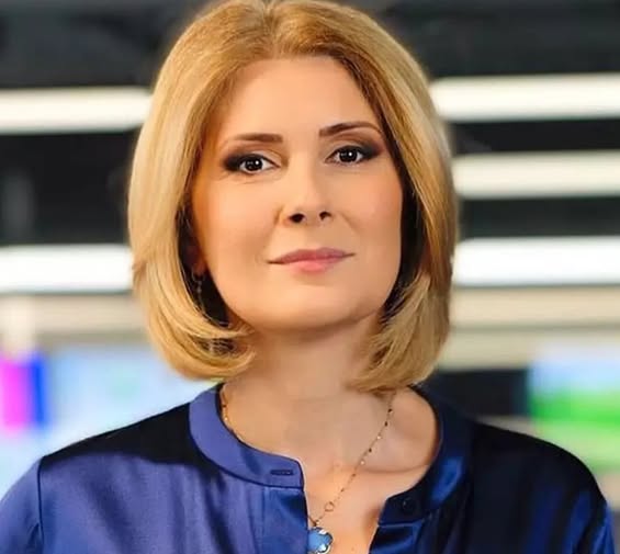 Emoții mari pentru Alessandra Stoicescu! Fiica ei, Sara, a început școala. Cât costă studiile la instituția privată.vezi in comentarii