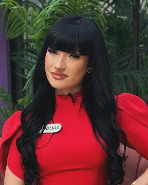 Teodora Bănică de la „Casa iubirii”, mesaje cu subînțeles după ce a fost surprinsă alături de Teo Costache.vezi in comentarii