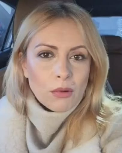 Simona Gherghe a plecat de acasă fără soț și copii. Decizia neașteptată a prezentatoarei TV: „A fost și cu plâns, dar am fost sinceră cu ei”.Vezi in comentarii