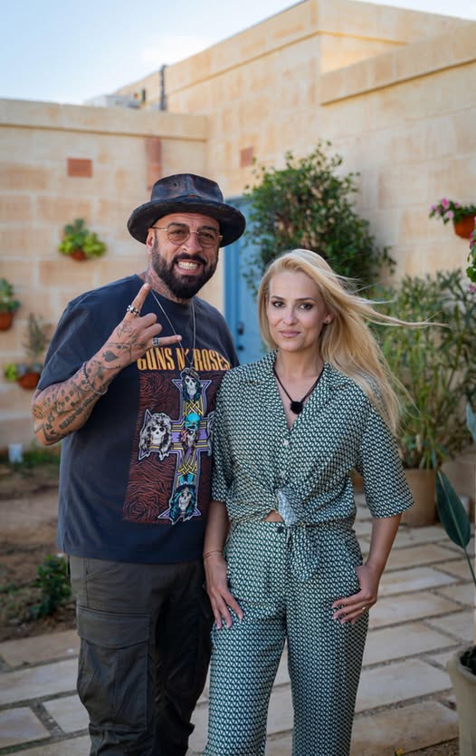 De ce au divorțat, de fapt, CRBL și Elena Vîșcu. Adevărul spus abia în 2026:Vezi in comentarii