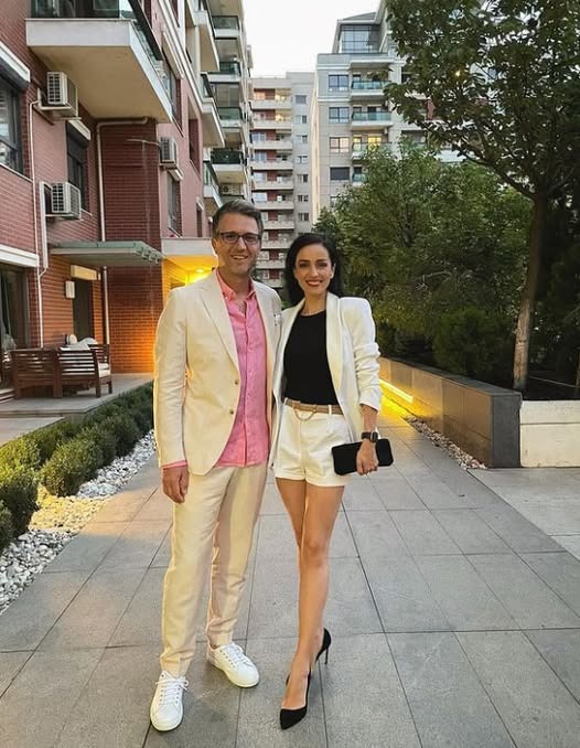 Cum a ajuns sa arate Andi Moisescu dupa divortul de Olivia Steer. Este schimbat TOTAL „Omul când e liber e fericit