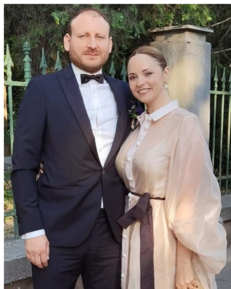 Noi detalii despre despărțirea dintre Andreea Marin și Adrian Brâncoveanu. Ce decizii surprinzătoare a luat el înainte ca vedeta să confirme separarea.Vezi in comentarii