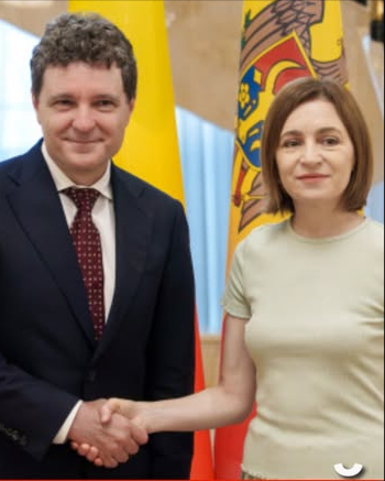 Președinta Republicii Moldova spune că aderarea la Uniunea Europeană este un obiectiv realist.Vezi in comentarii