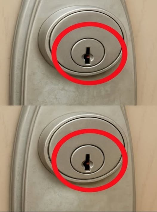 Ai observat vreodată un semn ciudat pe broasca ușii tale