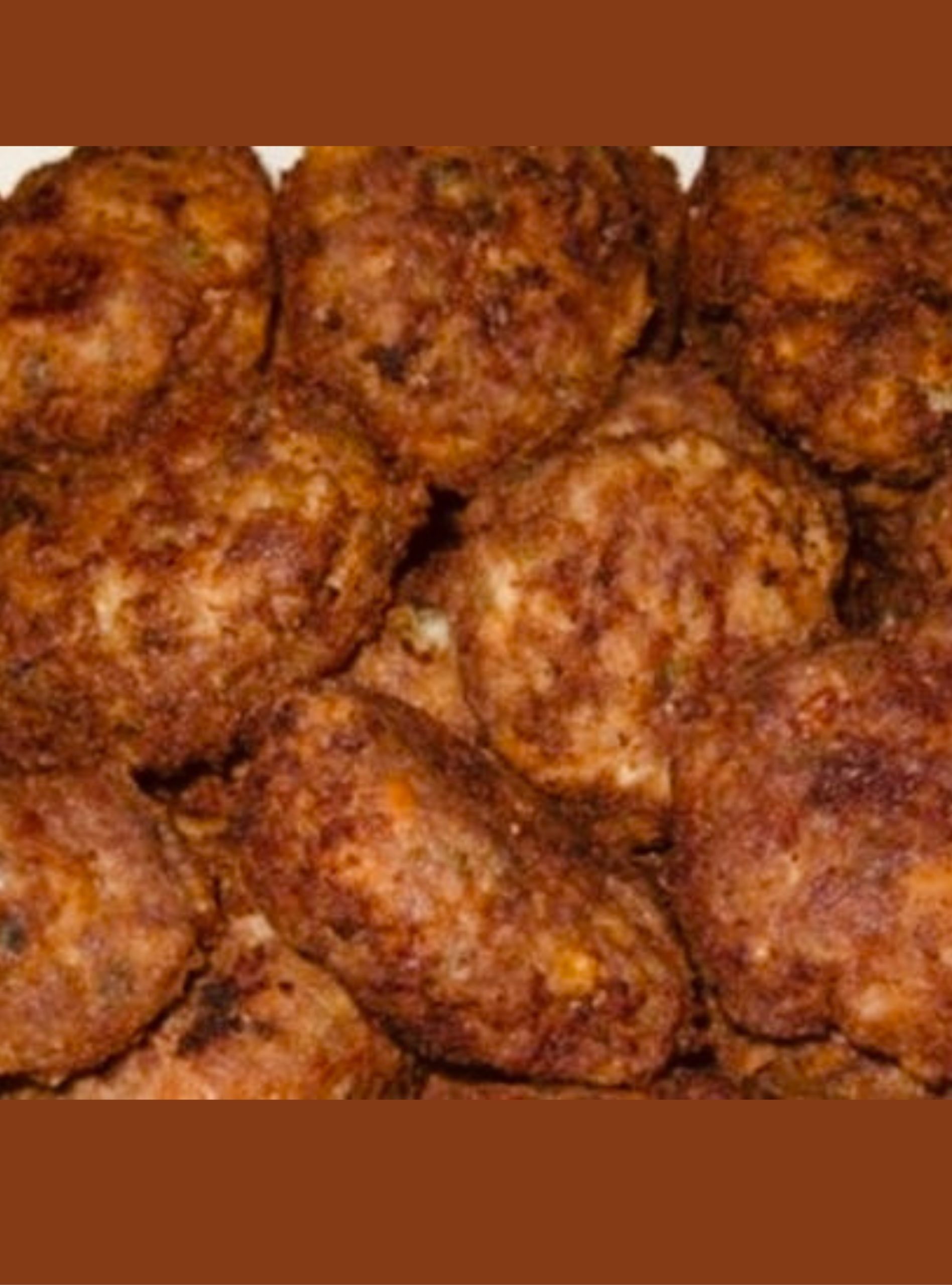 Chiftele fragede care nu se sfărâmă: trucurile simple care fac diferența chiar de la prima tavă