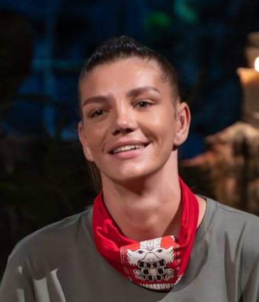 Cine este , de fapt, Bianca, blonda care s-a alaturat Faimosilor la Survivor!! Nu e la prima emisiune concurs