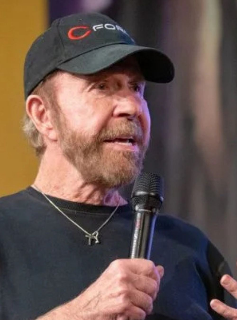 Totul despre soția și copiii lui Chuck Norris. Cum a trăit actorul până la 86 de ani