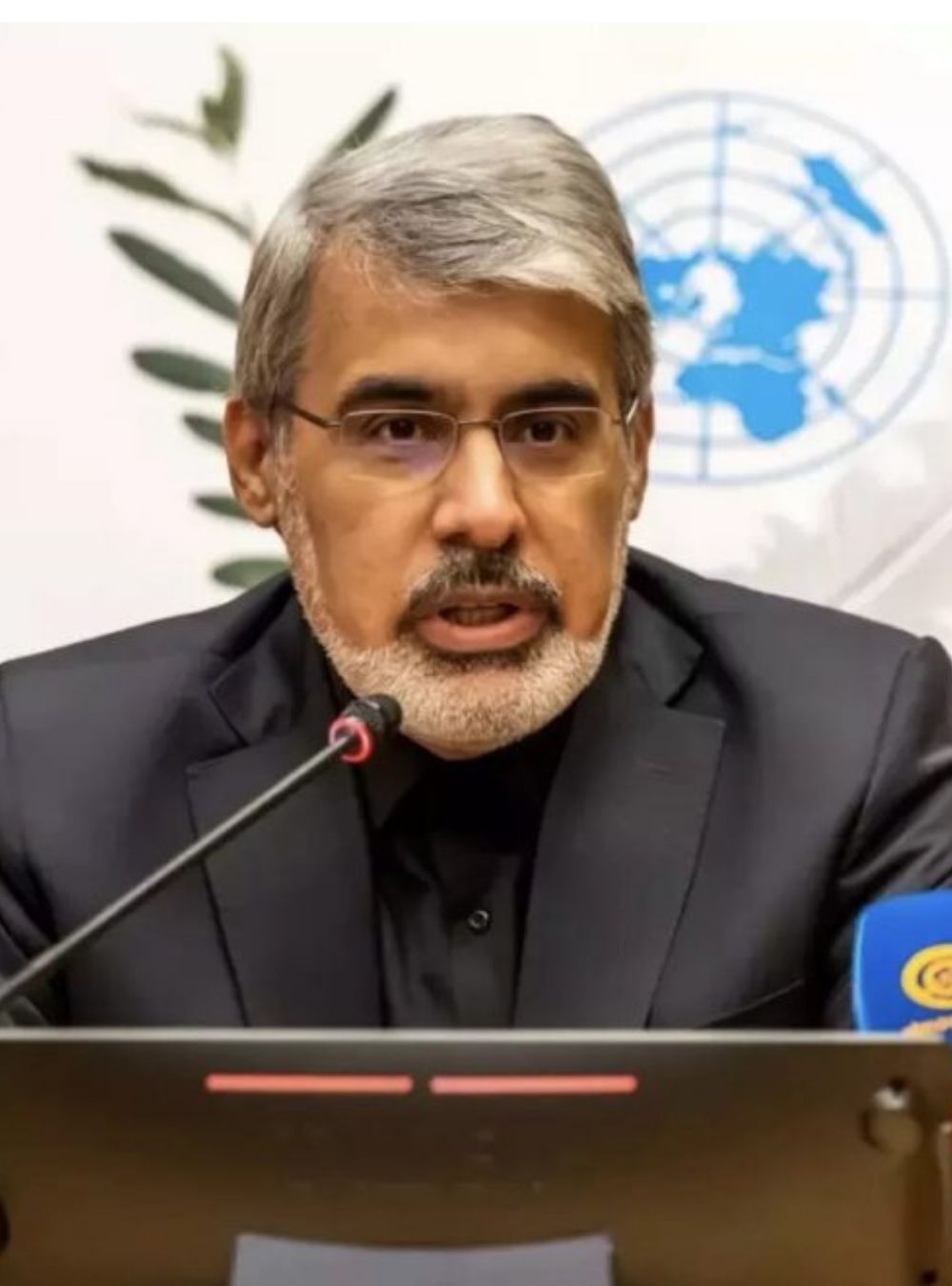 Fără precedent! Iran îi dă l0vitura fatală lui Trump