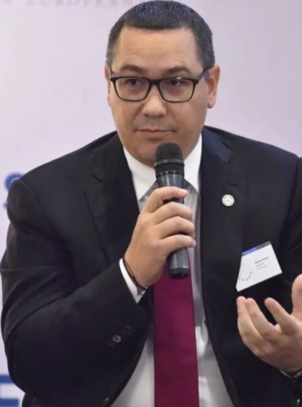 B0mba anului în politică! Victor Ponta REVINE în… Vezi mai jos