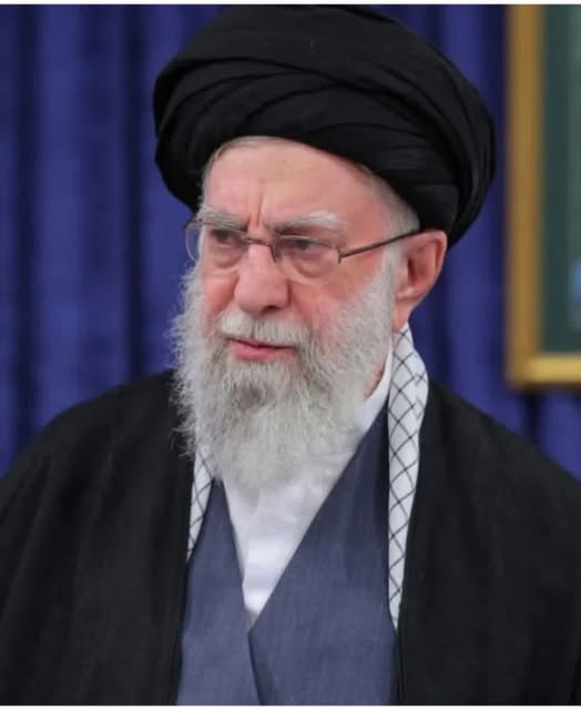 Iranienii din București marchează