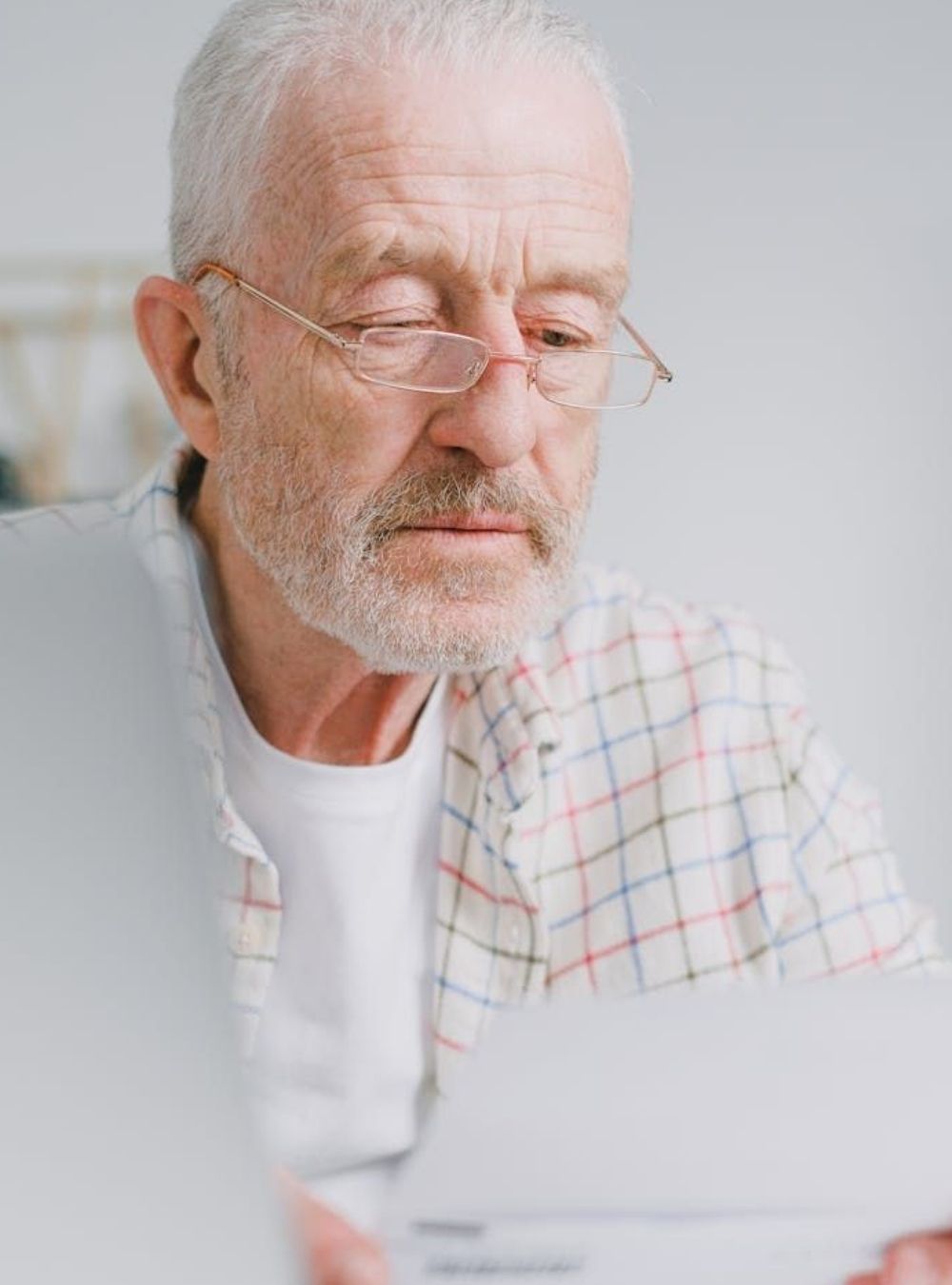 Peste 4.5 milioane de români vor primi bonuri de masă!