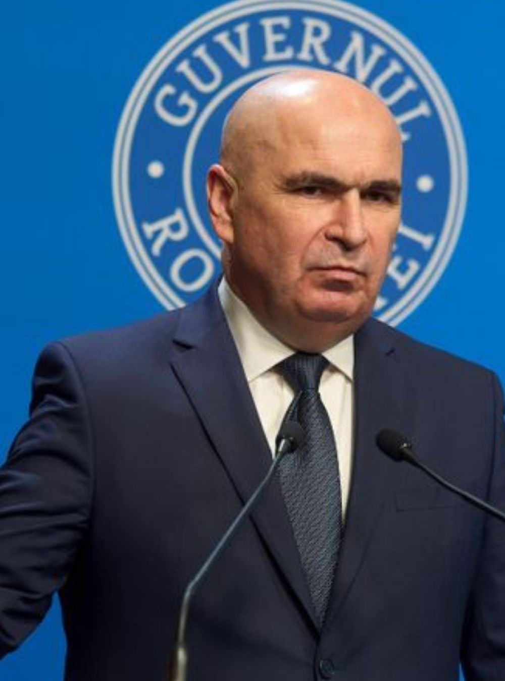 Încă o LOVITURĂ de la Guvern! Românii rămân fără 85% din pensie dacă