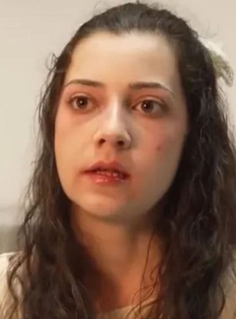 Povestea dramatică a tinerei de 25 de ani care a ales să m0ară