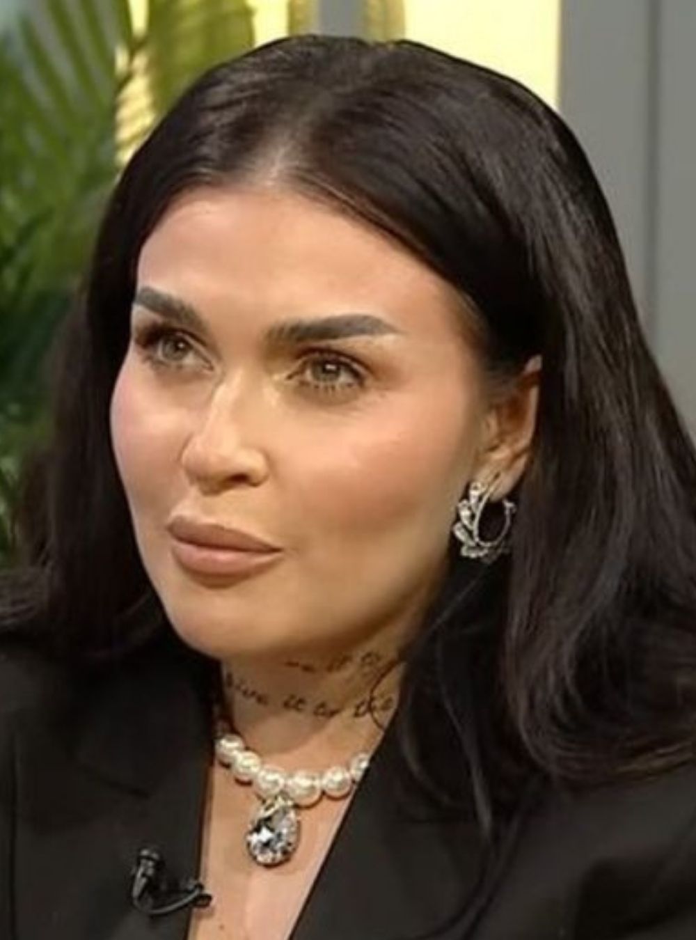 Scandal monstru în SHOWBIZ! Oana Radu, jefuită de o cântăreață după ce