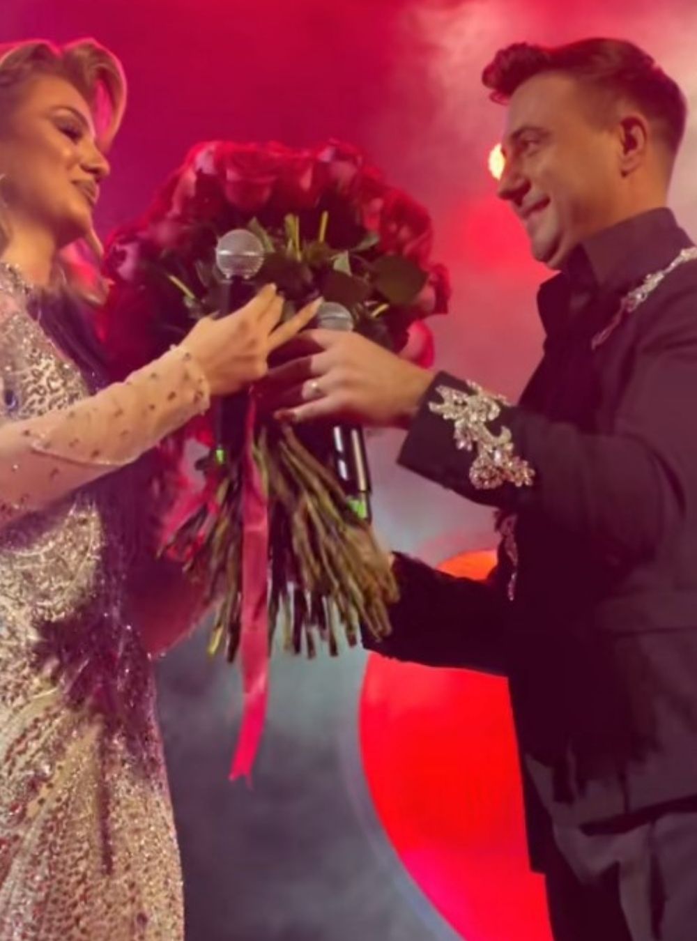 Codruța Filip, în brațele lui Valentin Sanfira!