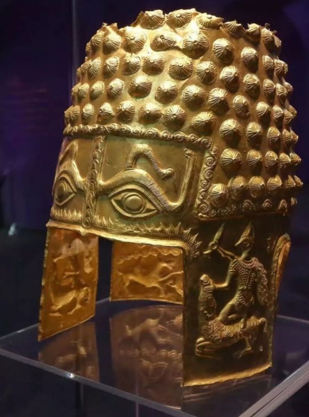 Coiful de aur de la Coțofenești, recuperat în