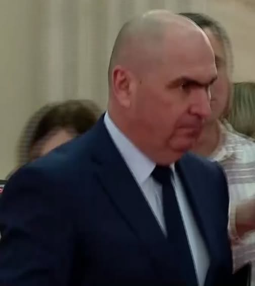 ULTIMĂ ORĂ! Moțiunea de cenzură PSD-AUR… Vezi mai mult