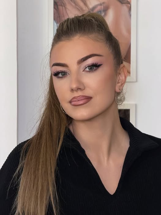 După divorț, Codruța Filip a mărturisit că are o relație ap…—Vezi n primul comentariu