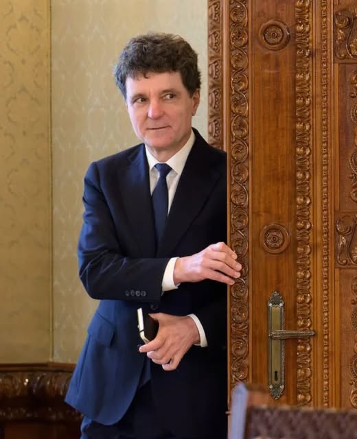 ȘOC! Bărbatul care l-a amenințat cu moartea pe Nicușor Dan a fost…