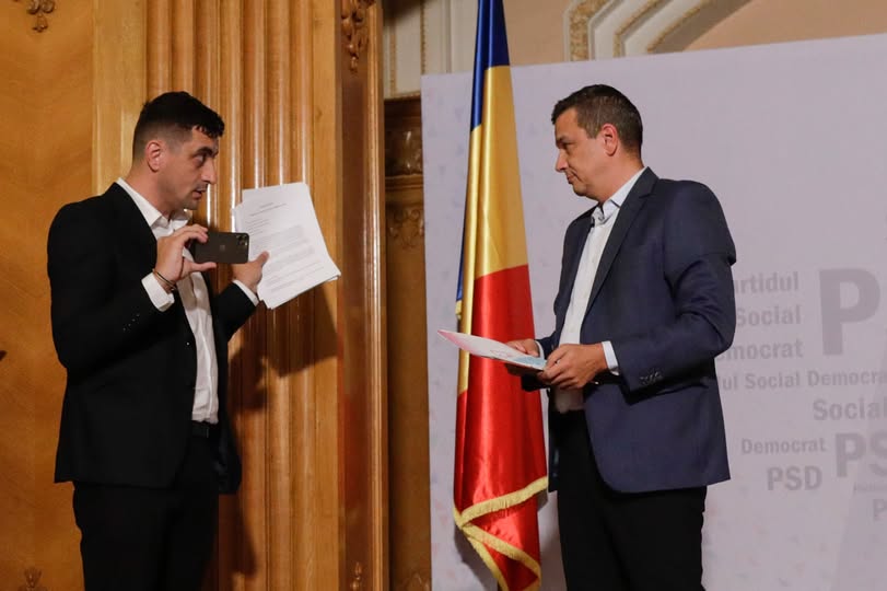 E știrea momentului în România! Moțiunea de cenzură împotriva lui Bolojan a.