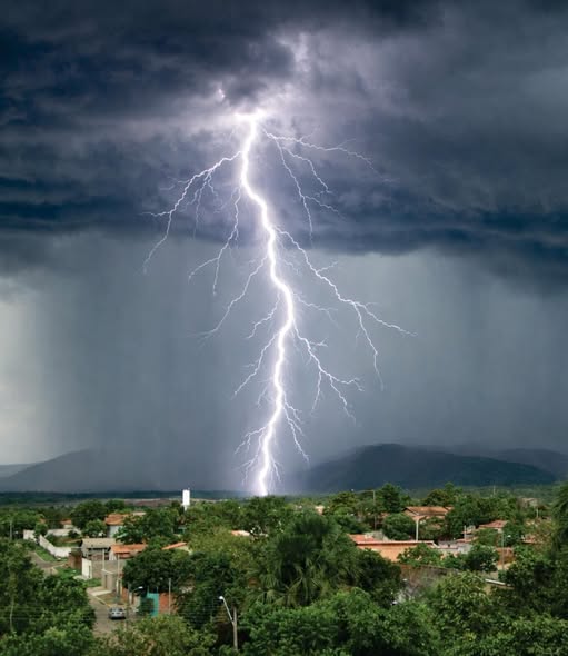 Românii au primit mesaj RO-Alert! 5 județe, sub cod portocaliu de… Vezi mai mult